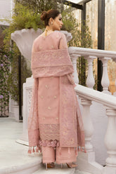 D#02 Alizeh Dhaagay Luxury Emb Chiffon Collection 323 V-1